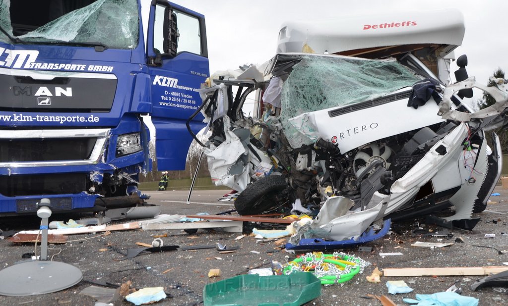 Schwerer VU A 1 Rich Saarbruecken kurz vor AK Leverkusen P142.JPG - Miklos Laubert